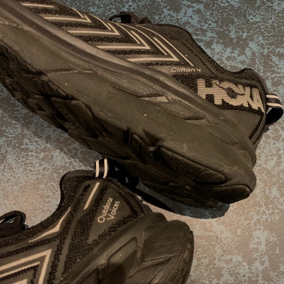 Women’s 9.5 / M’s 8 Hoka x Outdoor Voices Clifton - Picture 2 of 6